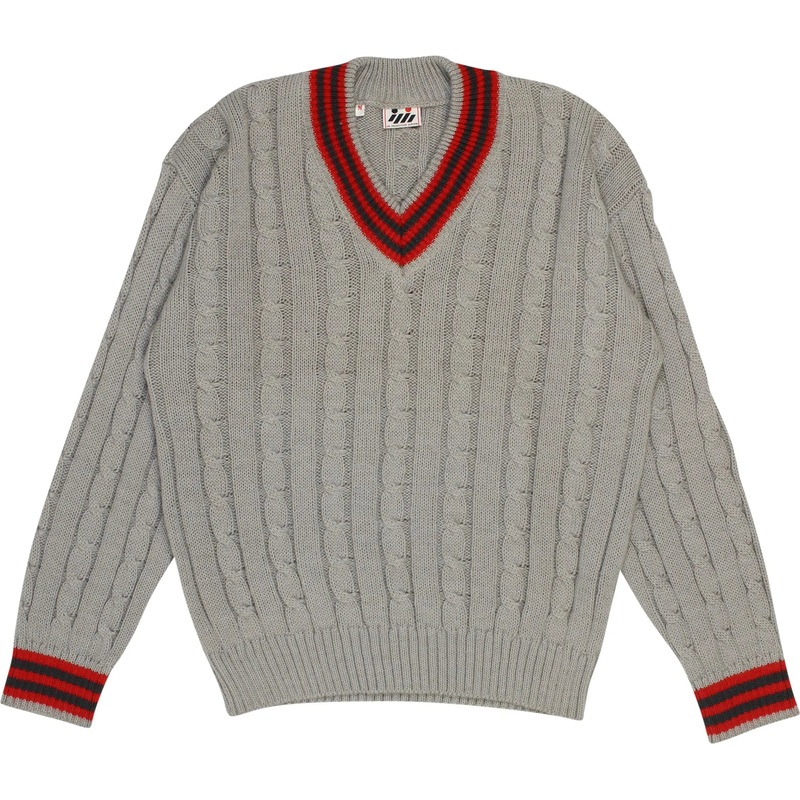 80/90s Cable Knit V-Neck Sweater