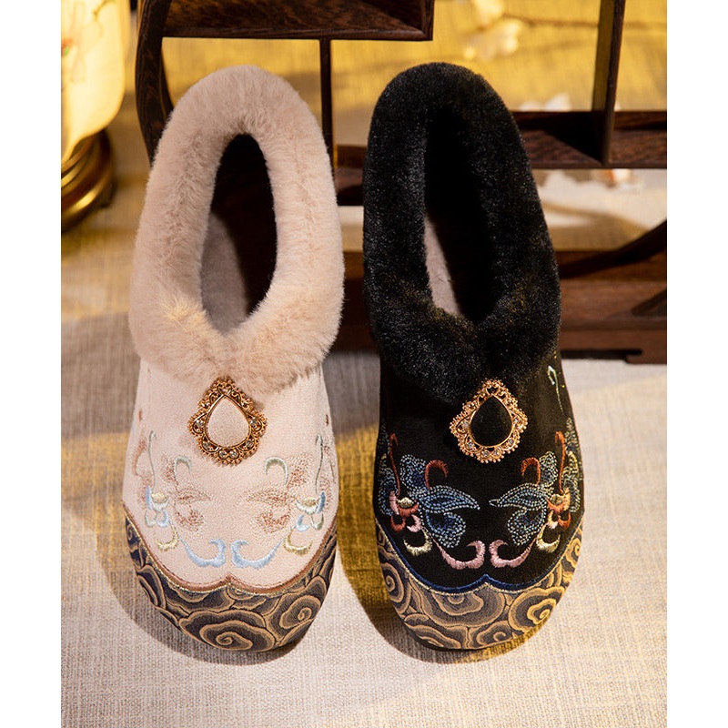 Vintage Embroidery Flat Feet Shoes Black Fuzzy Wool Lined