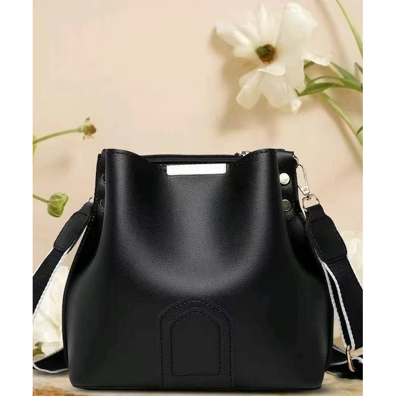 Women Black Large Capacity Faux Leather Bucket Bag