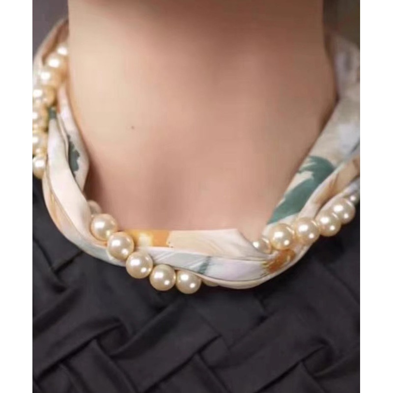 Style Yellow Silk Print Pearl Silk Scarf Choker