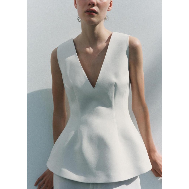 White Zippered Solid Spandex Top V Neck Summer