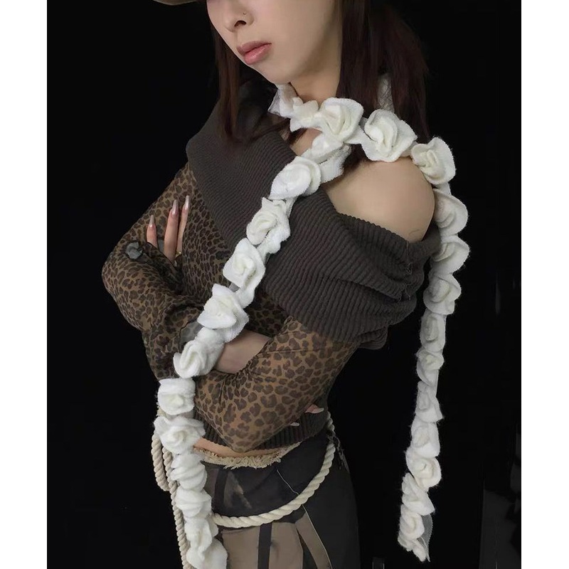 Original Design White Knit Floral Tassel Scarf