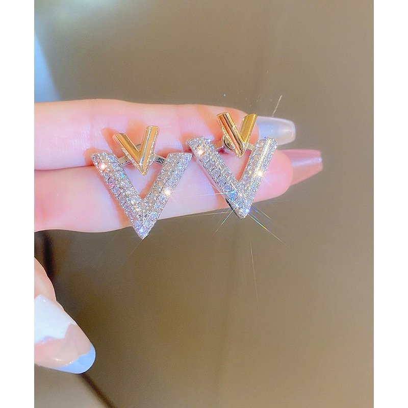 Beautiful White Copper Zircon Graphic V Shape Stud Earrings