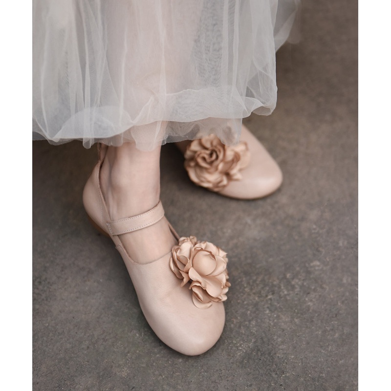 Apricot Cowhide Leather Flat Shoes Splicing Floral Buckle Strap