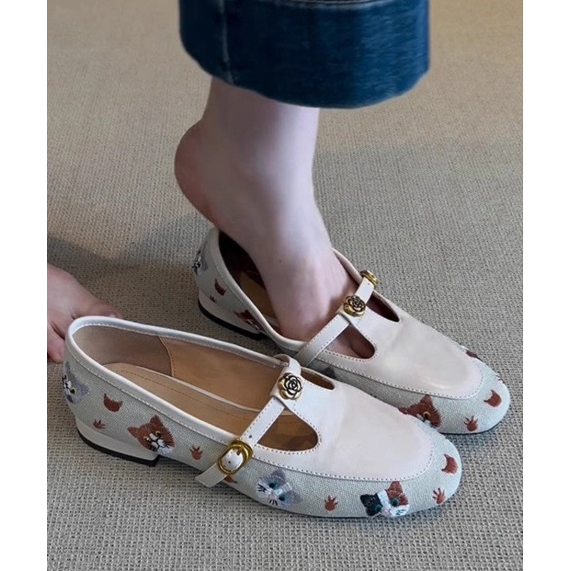 Beige Faux Leather Flat Shoes Hollow Out Embroidered