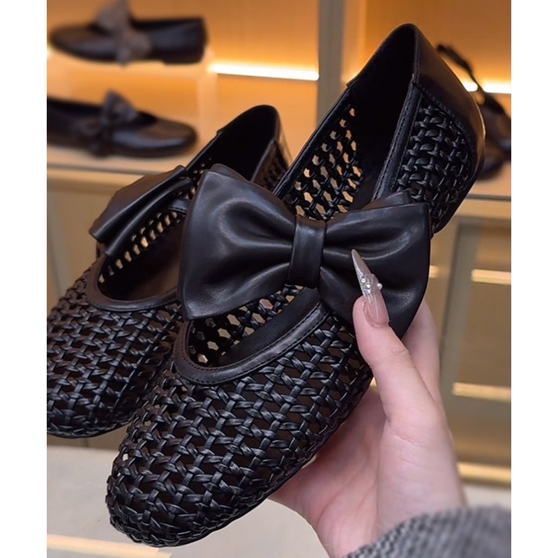 Stylish Black Bow Splicing Hollow Out Walking Sandals
