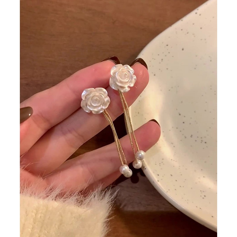 Vogue White Copper Pearl Camellia Flower Tassel Drop Earrings