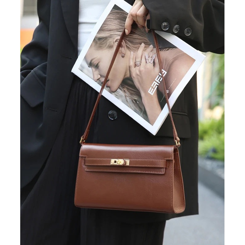 2025 New Fashion Caramel Versatile Calf Leather Micro Bag