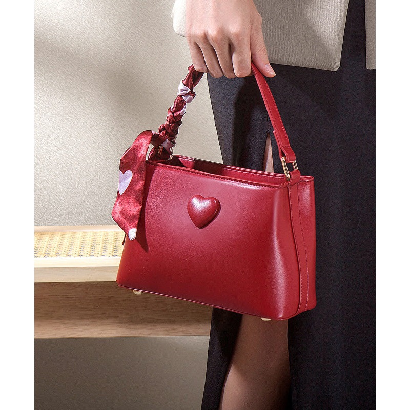 Retro Red Love Decorated Durable Faux Leather Tote Handbag