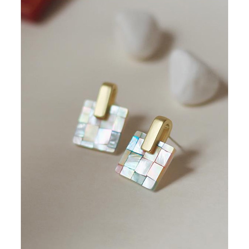 Vogue Rainbow Copper Overgild Shell Stud Earrings
