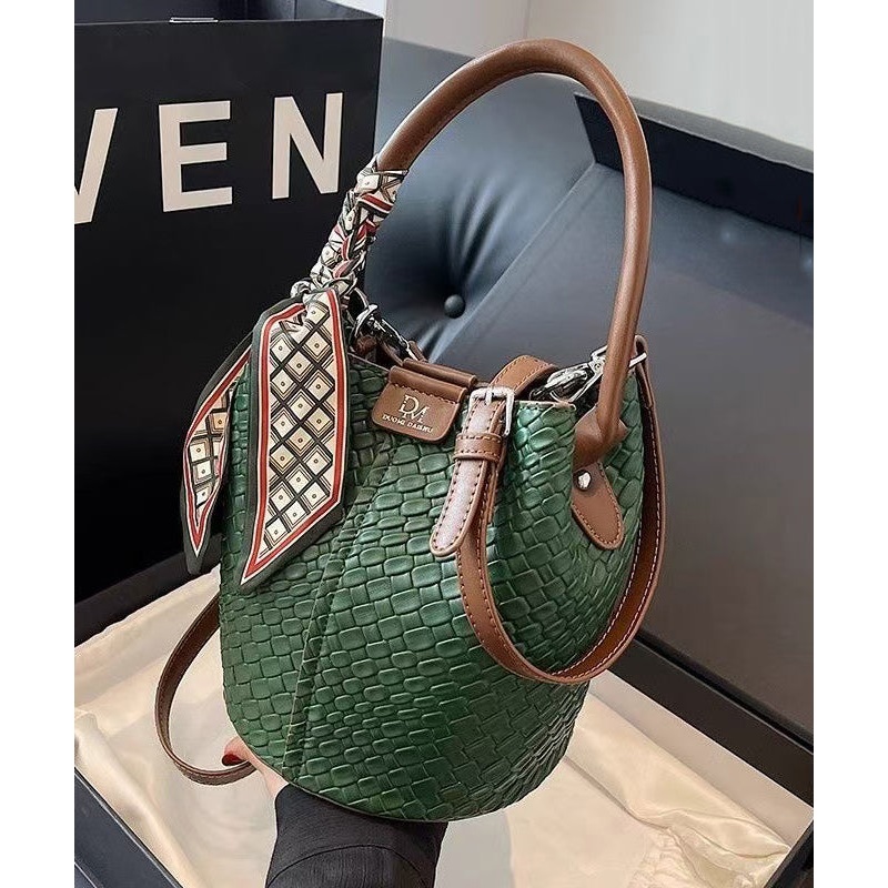 Fashion New Green Faux Leather Versatile Bucket Bag