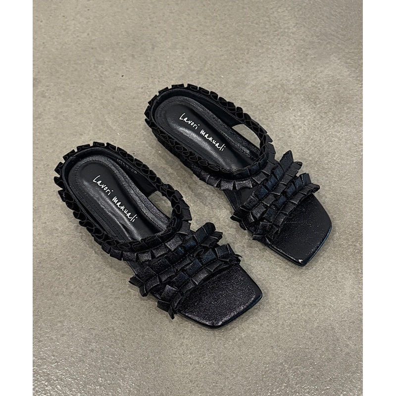 2025 New Black Wrinkled Sheepskin Slide Sandals Peep Toe